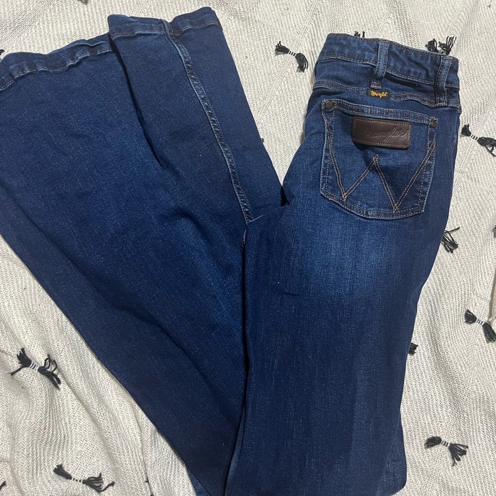 High rise flare retro wranglers